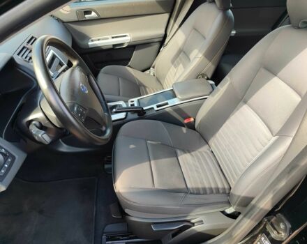 Черный Вольво В50, объемом двигателя 1.6 л и пробегом 201 тыс. км за 8300 $, фото 15 на Automoto.ua