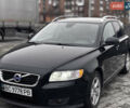 Черный Вольво В50, объемом двигателя 1.6 л и пробегом 264 тыс. км за 7600 $, фото 1 на Automoto.ua