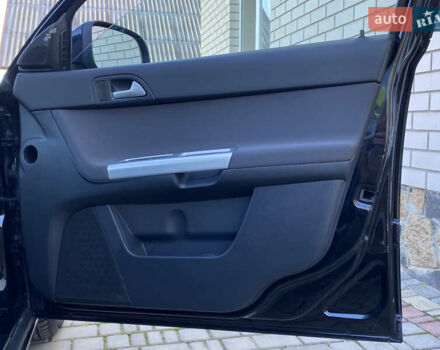 Чорний Вольво V50, об'ємом двигуна 2 л та пробігом 279 тис. км за 9400 $, фото 47 на Automoto.ua