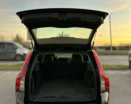 Черный Вольво В50, объемом двигателя 1.56 л и пробегом 146 тыс. км за 7800 $, фото 5 на Automoto.ua