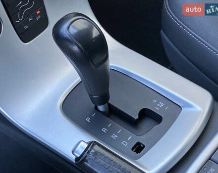 Чорний Вольво V50, об'ємом двигуна 2 л та пробігом 279 тис. км за 9400 $, фото 56 на Automoto.ua