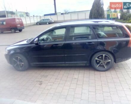 Вольво В50 2010 в Стрые на Automoto.ua Черный Вольво В50, объемом двигателя 1.6 л и пробегом 223 тыс. км за 6650 $, фото 4 на Automoto.ua