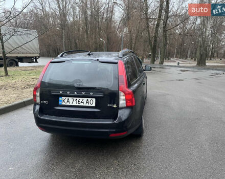 Чорний Вольво V50, об'ємом двигуна 1.6 л та пробігом 267 тис. км за 8100 $, фото 2 на Automoto.ua