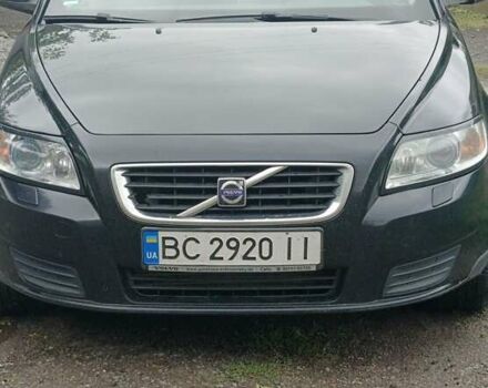 Черный Вольво В50, объемом двигателя 1.56 л и пробегом 283 тыс. км за 6700 $, фото 2 на Automoto.ua