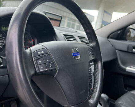 Чорний Вольво V50, об'ємом двигуна 2 л та пробігом 268 тис. км за 10250 $, фото 26 на Automoto.ua