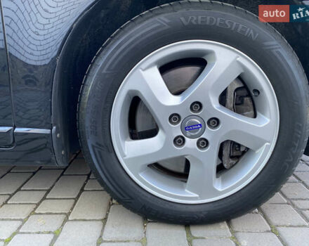 Чорний Вольво V50, об'ємом двигуна 2 л та пробігом 279 тис. км за 9400 $, фото 67 на Automoto.ua