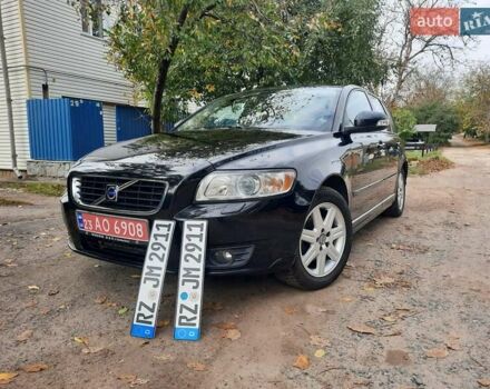 Чорний Вольво V50, об'ємом двигуна 1.6 л та пробігом 261 тис. км за 7770 $, фото 4 на Automoto.ua
