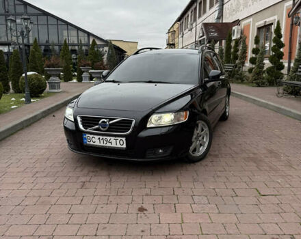Чорний Вольво V50, об'ємом двигуна 1.6 л та пробігом 233 тис. км за 7799 $, фото 2 на Automoto.ua
