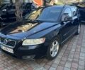 Черный Вольво В50, объемом двигателя 1.6 л и пробегом 267 тыс. км за 8990 $, фото 1 на Automoto.ua