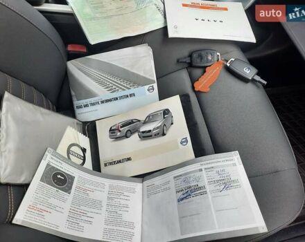 Чорний Вольво V50, об'ємом двигуна 1.6 л та пробігом 261 тис. км за 7770 $, фото 117 на Automoto.ua