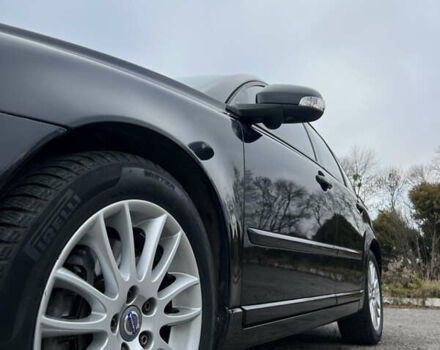 Чорний Вольво V50, об'ємом двигуна 2 л та пробігом 268 тис. км за 10250 $, фото 18 на Automoto.ua