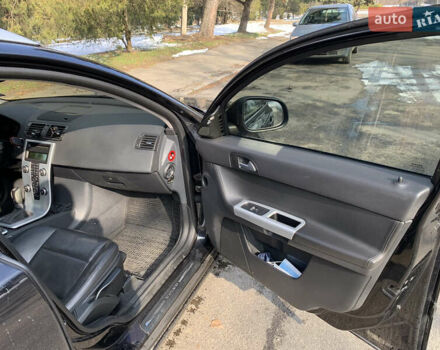 Черный Вольво В50, объемом двигателя 1.56 л и пробегом 270 тыс. км за 8100 $, фото 16 на Automoto.ua