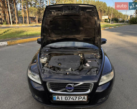 Черный Вольво В50, объемом двигателя 1.56 л и пробегом 250 тыс. км за 6500 $, фото 8 на Automoto.ua