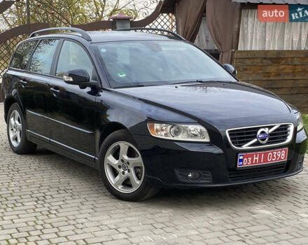 Чорний Вольво V50, об'ємом двигуна 2 л та пробігом 279 тис. км за 9400 $, фото 3 на Automoto.ua