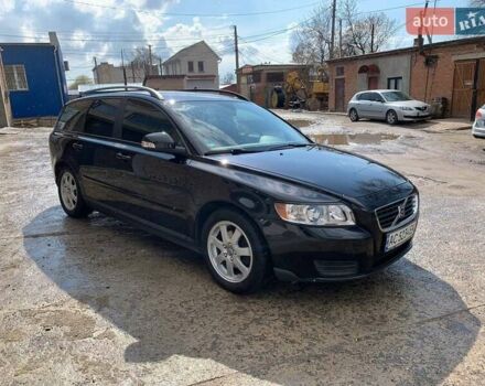 Черный Вольво В50, объемом двигателя 1.6 л и пробегом 262 тыс. км за 7300 $, фото 12 на Automoto.ua