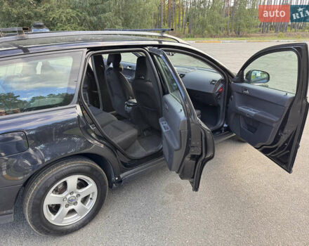 Черный Вольво В50, объемом двигателя 1.56 л и пробегом 250 тыс. км за 6500 $, фото 11 на Automoto.ua