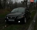 Черный Вольво В50, объемом двигателя 1.6 л и пробегом 263 тыс. км за 8200 $, фото 1 на Automoto.ua