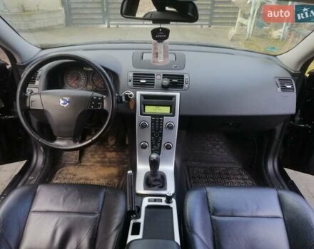 Вольво В50 2010 в Тернополе на Automoto.ua Черный Вольво В50, объемом двигателя 1.6 л и пробегом 224 тыс. км за 7500 $, фото 2 на Automoto.ua