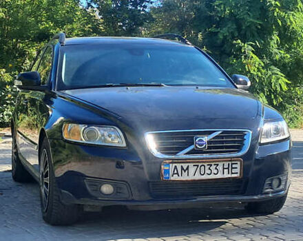 Черный Вольво В50, объемом двигателя 1.6 л и пробегом 250 тыс. км за 5800 $, фото 7 на Automoto.ua