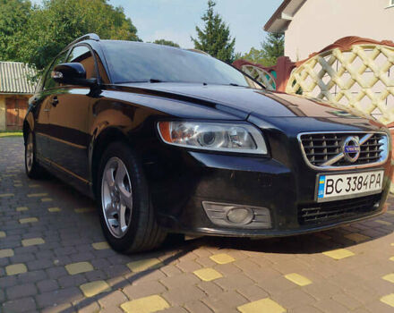Черный Вольво В50, объемом двигателя 1.6 л и пробегом 233 тыс. км за 7300 $, фото 11 на Automoto.ua