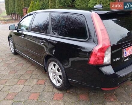 Чорний Вольво V50, об'ємом двигуна 0 л та пробігом 220 тис. км за 7400 $, фото 2 на Automoto.ua