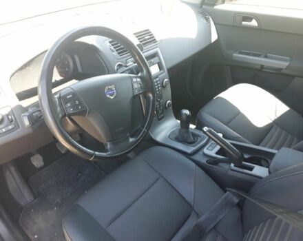 Чорний Вольво V50, об'ємом двигуна 1.6 л та пробігом 258 тис. км за 7800 $, фото 2 на Automoto.ua