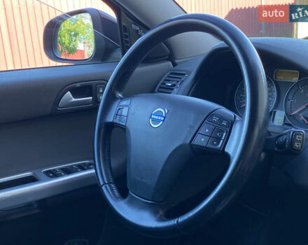 Чорний Вольво V50, об'ємом двигуна 2 л та пробігом 279 тис. км за 9400 $, фото 51 на Automoto.ua
