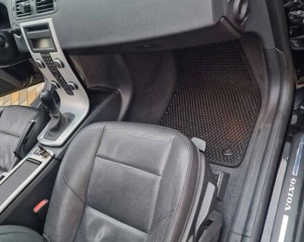 Чорний Вольво V50, об'ємом двигуна 1.6 л та пробігом 158 тис. км за 7500 $, фото 25 на Automoto.ua