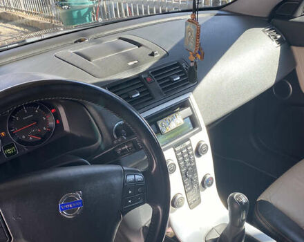 Чорний Вольво V50, об'ємом двигуна 1.6 л та пробігом 242 тис. км за 9500 $, фото 22 на Automoto.ua