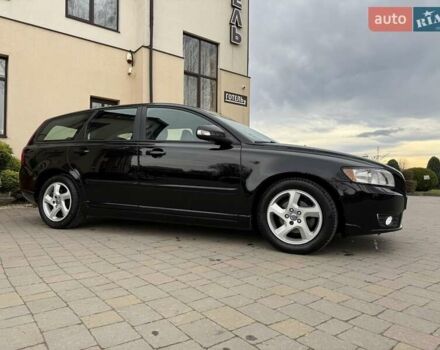 Черный Вольво В50, объемом двигателя 1.6 л и пробегом 226 тыс. км за 8290 $, фото 16 на Automoto.ua