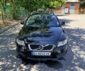 Черный Вольво В50, объемом двигателя 1.6 л и пробегом 198 тыс. км за 7250 $, фото 1 на Automoto.ua