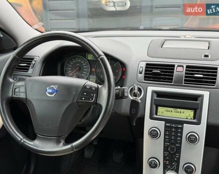 Вольво В50 2011 в Стрые на Automoto.ua Черный Вольво В50, объемом двигателя 1.6 л и пробегом 230 тыс. км за 8250 $, фото 47 на Automoto.ua