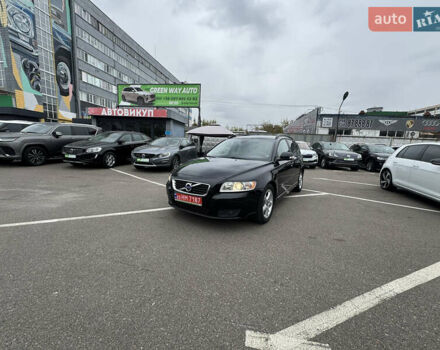 Черный Вольво В50, объемом двигателя 2 л и пробегом 213 тыс. км за 11000 $, фото 39 на Automoto.ua