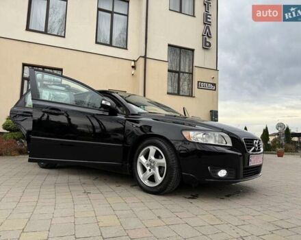 Черный Вольво В50, объемом двигателя 1.6 л и пробегом 226 тыс. км за 8290 $, фото 34 на Automoto.ua