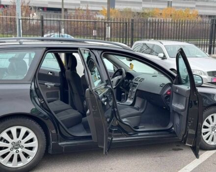 Черный Вольво В50, объемом двигателя 1.6 л и пробегом 213 тыс. км за 8900 $, фото 13 на Automoto.ua