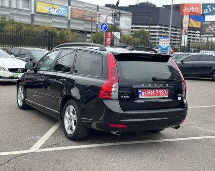 Черный Вольво В50, объемом двигателя 2 л и пробегом 213 тыс. км за 11000 $, фото 3 на Automoto.ua