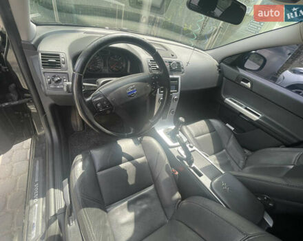 Вольво В50 2011 в Дрогобыче на Automoto.ua Черный Вольво В50, объемом двигателя 1.6 л и пробегом 234 тыс. км за 7699 $, фото 1 на Automoto.ua