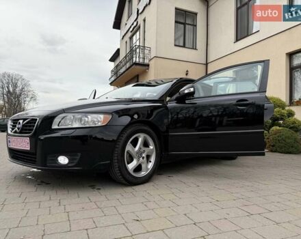 Черный Вольво В50, объемом двигателя 1.6 л и пробегом 226 тыс. км за 8290 $, фото 31 на Automoto.ua