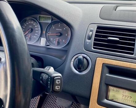 Чорний Вольво V50, об'ємом двигуна 2 л та пробігом 269 тис. км за 9200 $, фото 33 на Automoto.ua