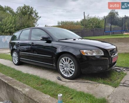 Чорний Вольво V50, об'ємом двигуна 1.6 л та пробігом 239 тис. км за 7600 $, фото 2 на Automoto.ua
