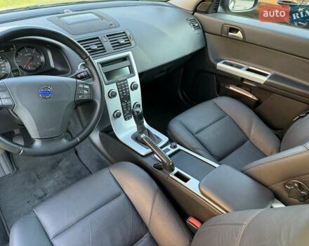 Черный Вольво В50, объемом двигателя 1.6 л и пробегом 226 тыс. км за 8290 $, фото 81 на Automoto.ua