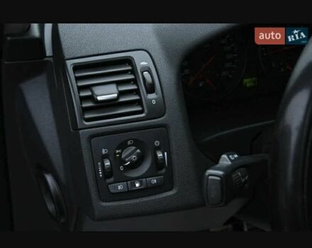 Черный Вольво В50, объемом двигателя 1.6 л и пробегом 298 тыс. км за 7600 $, фото 4 на Automoto.ua