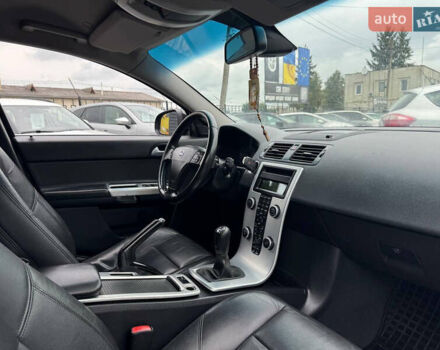 Чорний Вольво V50, об'ємом двигуна 1.6 л та пробігом 226 тис. км за 7999 $, фото 37 на Automoto.ua