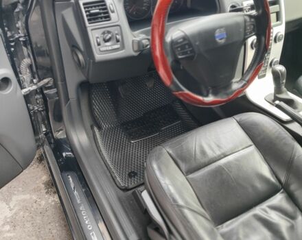 Черный Вольво В50, объемом двигателя 1.6 л и пробегом 208 тыс. км за 7400 $, фото 9 на Automoto.ua