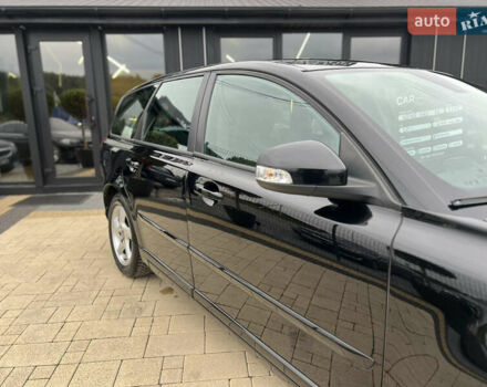 Черный Вольво В50, объемом двигателя 1.6 л и пробегом 244 тыс. км за 8300 $, фото 7 на Automoto.ua