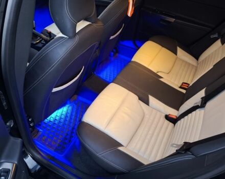 Черный Вольво В50, объемом двигателя 1.6 л и пробегом 255 тыс. км за 7400 $, фото 20 на Automoto.ua