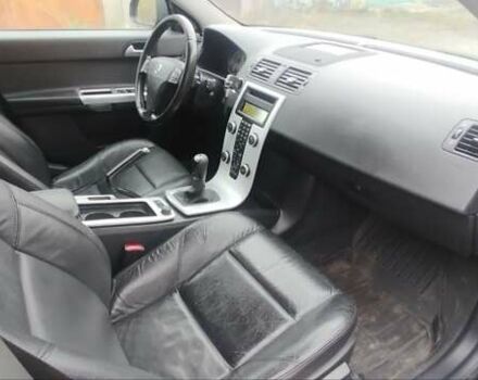 Черный Вольво В50, объемом двигателя 1.56 л и пробегом 260 тыс. км за 6900 $, фото 9 на Automoto.ua