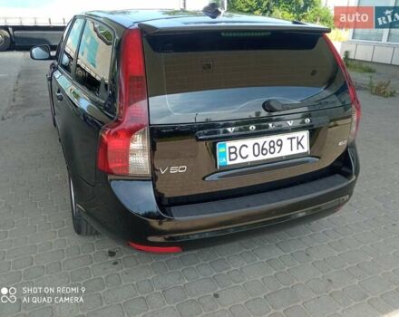 Черный Вольво В50, объемом двигателя 1.6 л и пробегом 224 тыс. км за 6700 $, фото 3 на Automoto.ua