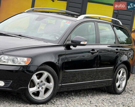 Черный Вольво В50, объемом двигателя 1.6 л и пробегом 230 тыс. км за 7999 $, фото 24 на Automoto.ua