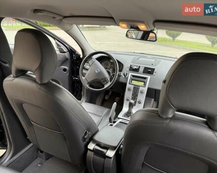 Черный Вольво В50, объемом двигателя 1.6 л и пробегом 226 тыс. км за 8290 $, фото 57 на Automoto.ua